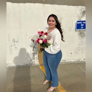 Meet your Posher, Lucy